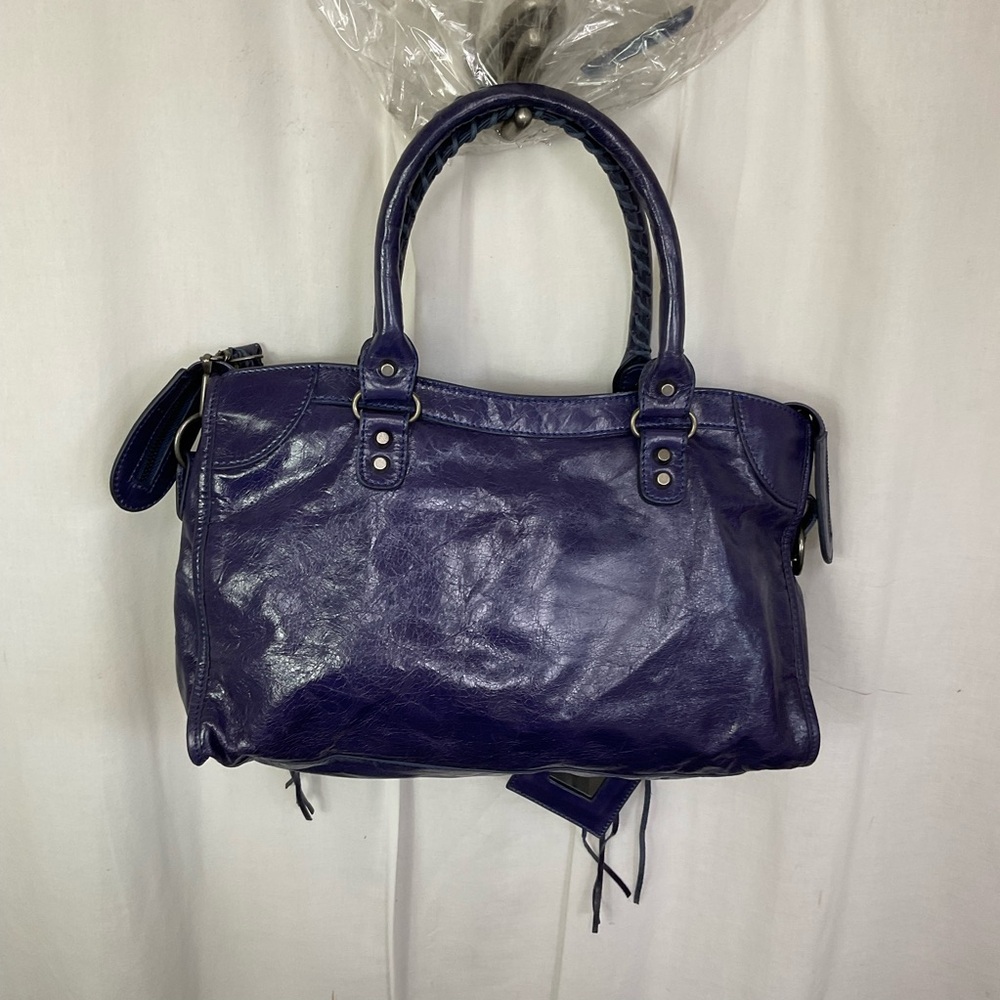 Lush Women's Purple Two Way Shoulder Bag With Card Holder - Picture 5 of 17